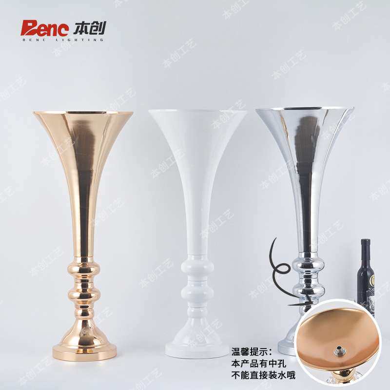 代发欧式婚庆道具铁艺花瓶主桌花器装饰签到台水晶桌花架摆件