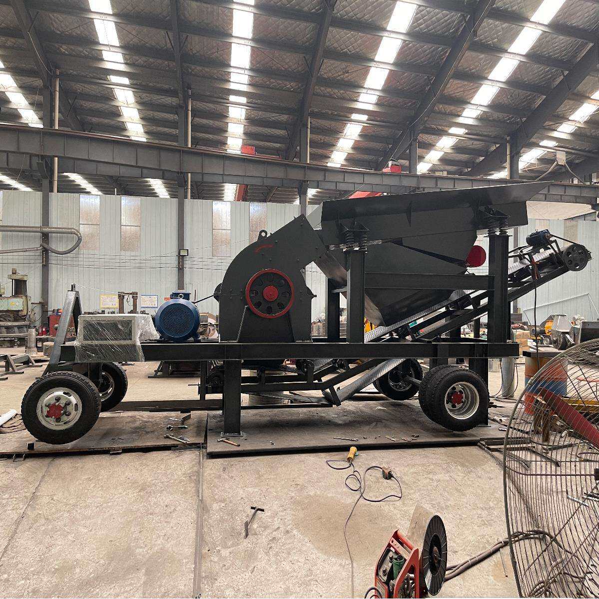 移动式锤破车 电动柴油大小型碎石车 建筑矿山破碎机 锤式制砂车