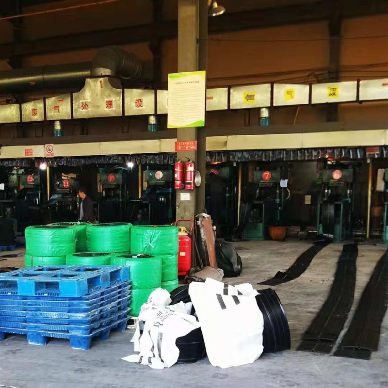 厂家400外贴式橡胶止水带 工程止水带 隧道止水 专业 止水带