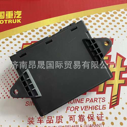 重汽HOWO7H汕德C7HT712W2823X卡副司机侧车门控制7器12W28230-6T0