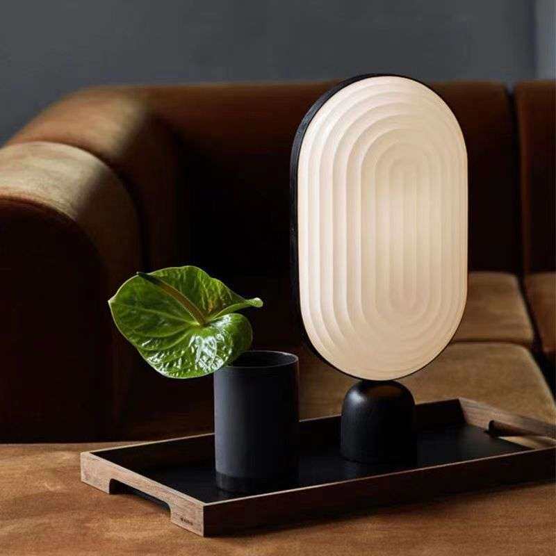 北欧设计师台灯现代简约卧室床头灯氛围灯客厅夜灯装饰led灯