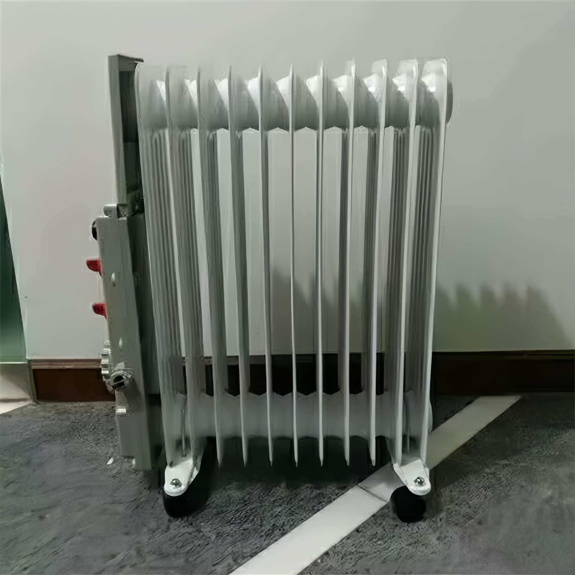 矿用防爆型电热取暖器 散发热量大移动式设备 煤层隔爆型防爆油汀