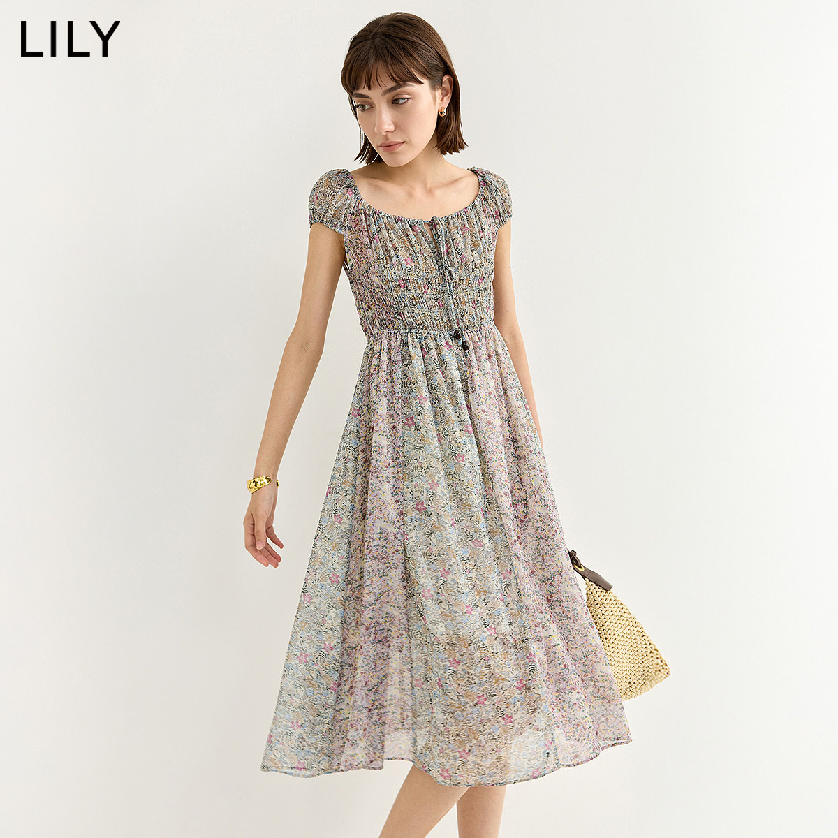 LILY2026夏新款复古碎花图案气质通勤圆领系带收腰小包袖连衣裙女