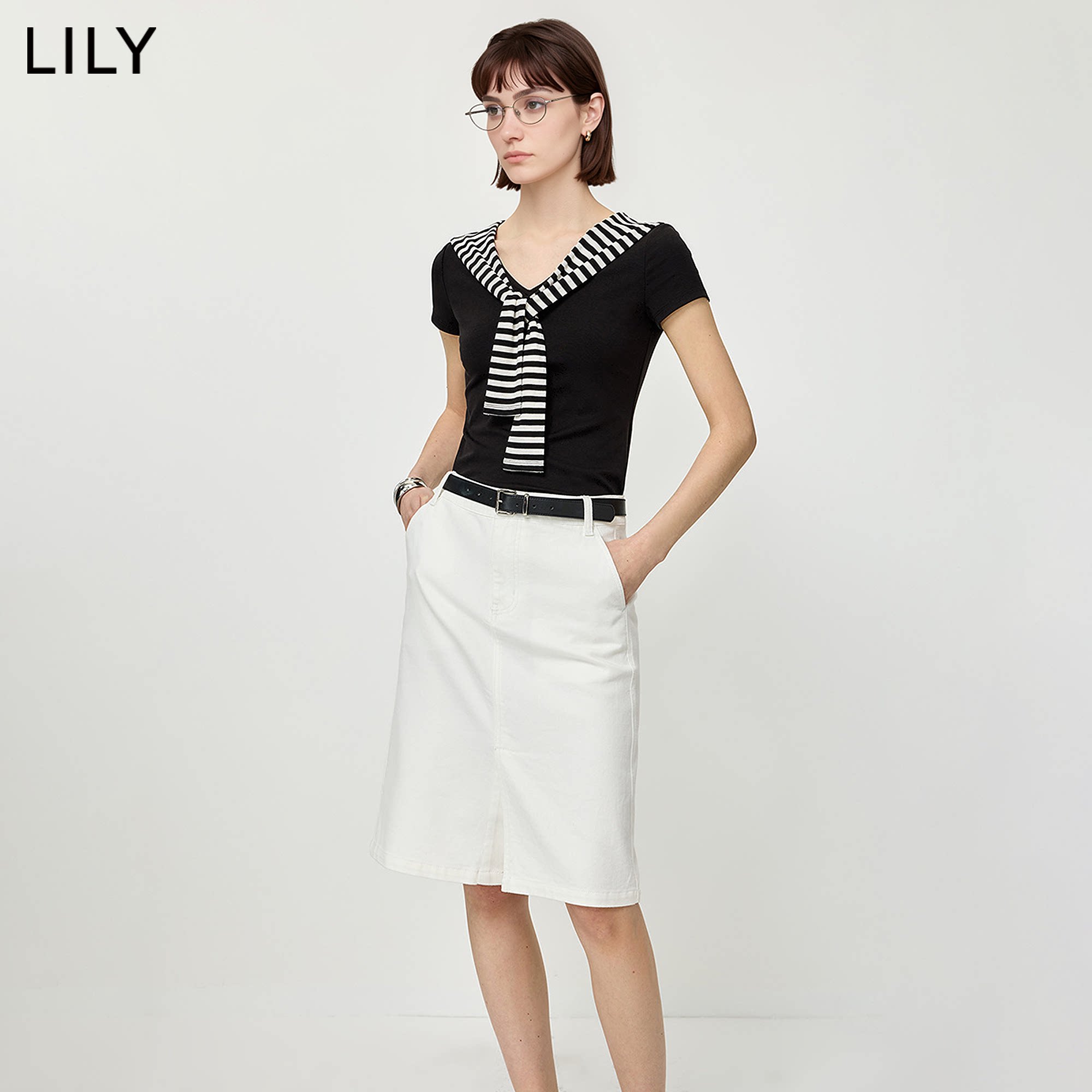 LILY2026夏新款女装莱赛尔混纺海军领V领条纹披肩休闲通勤短袖T恤