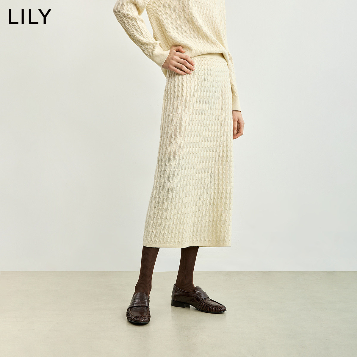 LILY2026冬新款女装羊毛混纺竖绞花肌理感罗纹高腰直筒裙半身裙