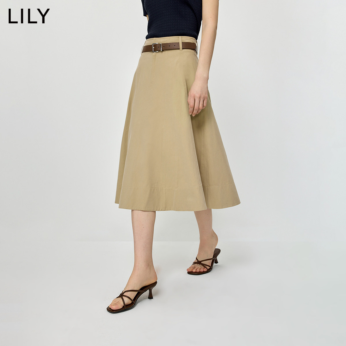LILY2026夏新款女装莱赛尔棉混纺极简风宽松休闲A字半身裙