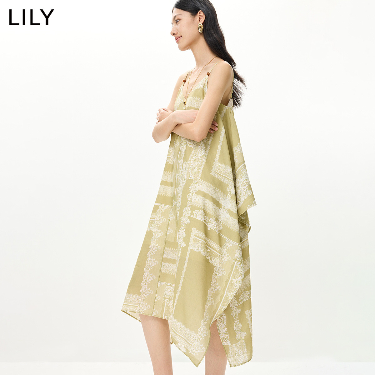 LILY2026夏新款醋酸混纺波西米亚度假风蕾丝印花A字吊带连衣裙女