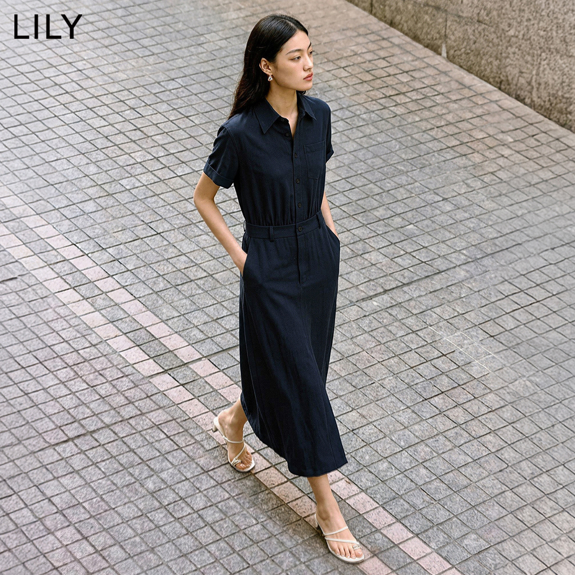 LILY秋新商务翻领收腰连衣裙
