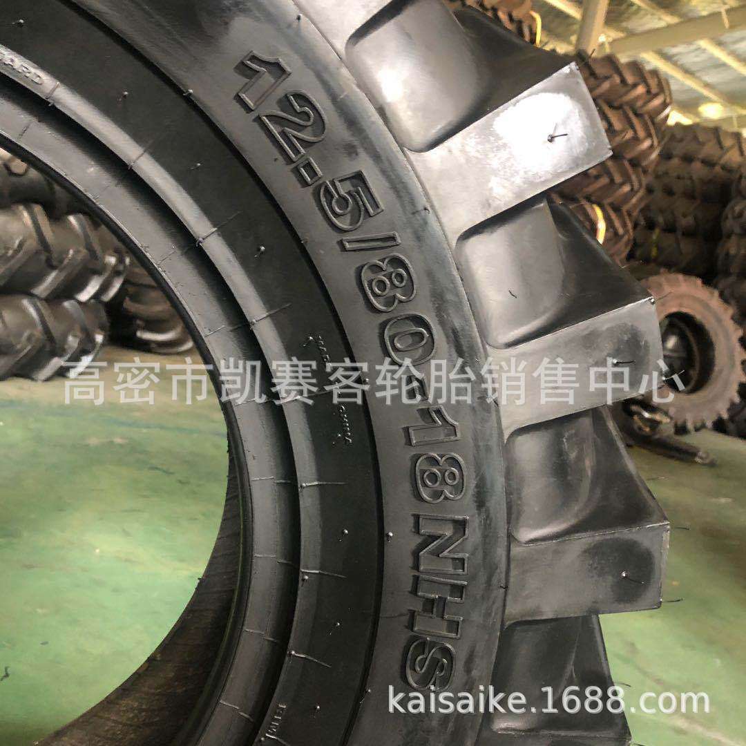 出口配套两头忙挖掘机轮胎12.5/80-18  R-4真空铲车轮胎12层级