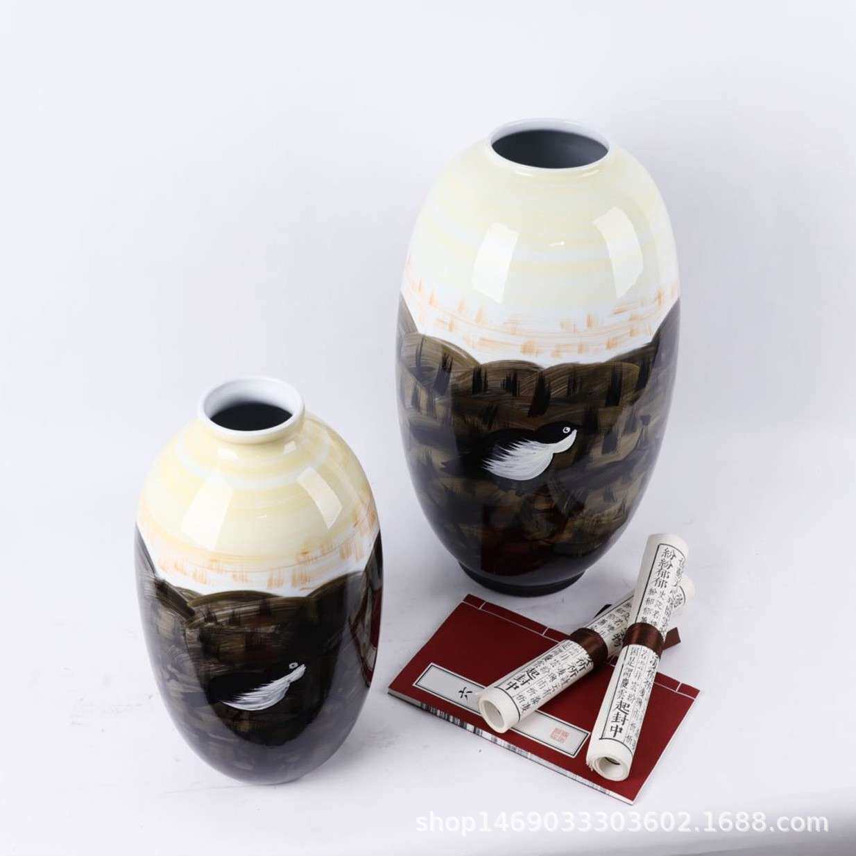 简约现代陶瓷罐花瓶客厅卧室台面酒柜电视柜摆件装饰品花器设计师
