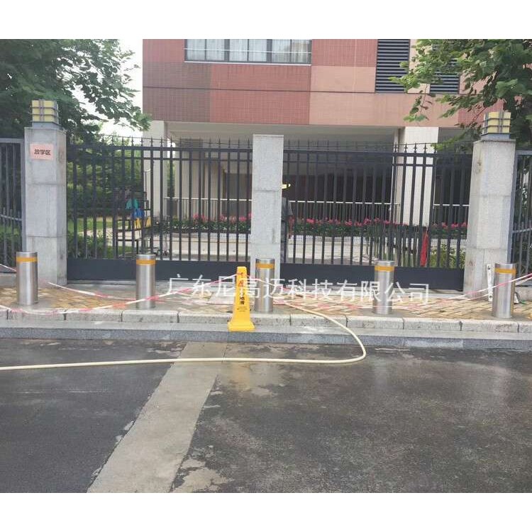 公园可移动路桩反光防撞柱手提护桩挡车拆卸路障升降地柱景观路庄