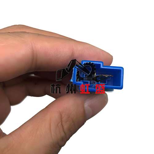 适用洋马4TNV88 4TNV94 4TNV98发动机二极管 保险管