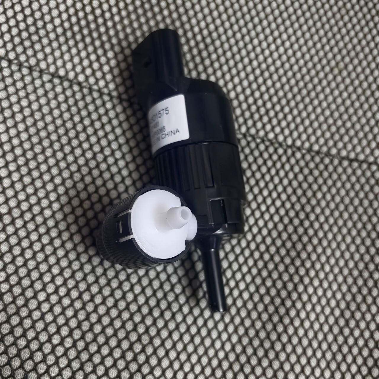 适用1-8480157522雪佛兰2凯迪克GMC太浩GM育空用汽车喷水马达8通4