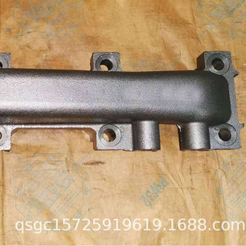 发动机S4D102排气歧管 6732-11-5221 WA120-3装载机配件