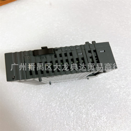 基恩士KV-AD40 KV-DA40  KV-DA40V  KV-AD40G  KV-AD40V KV-AM40V