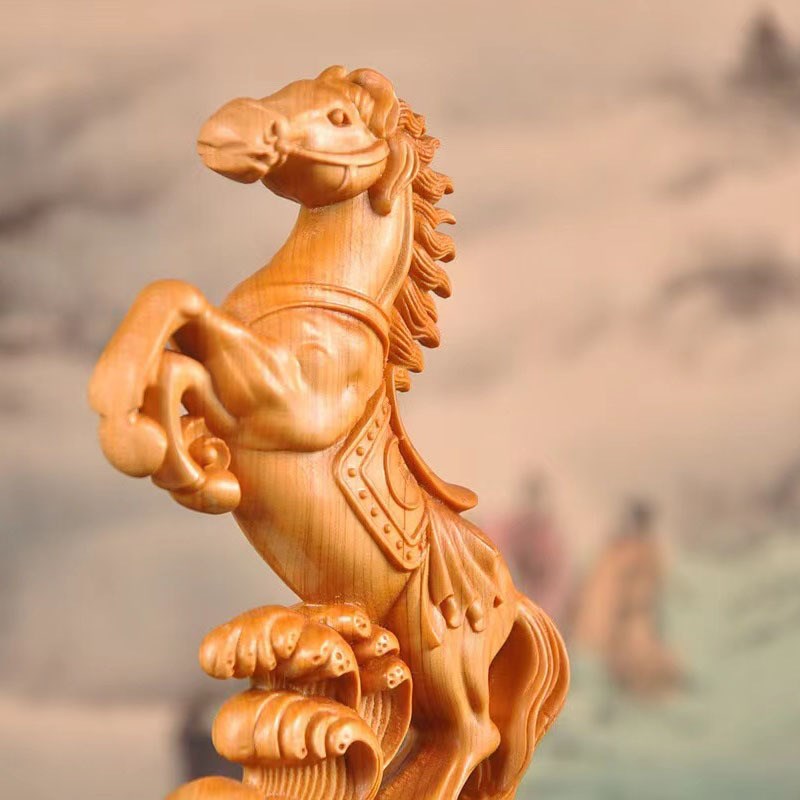 崖柏马上有钱精雕摆件红檀底座实木马工艺品创意桌面摆件小工艺品