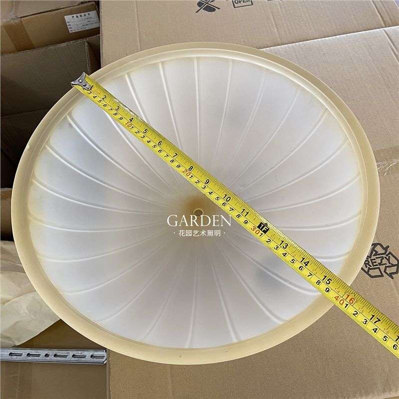 浅黄色南瓜灯罩欧式吊灯底罩圆形欧式吸顶灯复古中间圆形灯罩小孔图片