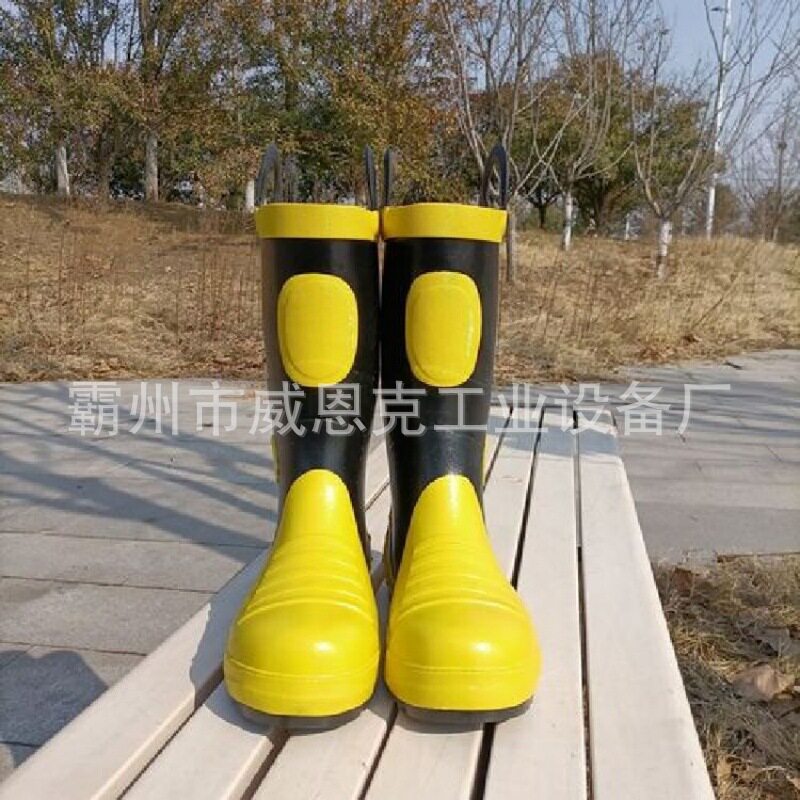 绝缘防静电消防员灭火防护靴电力消防两用耐油耐磨灭火防护靴
