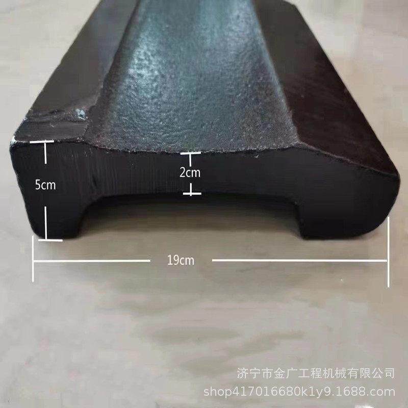 铲车道轨铲板装载机刀板铲车铲板耐磨耐用加厚铲车铲板