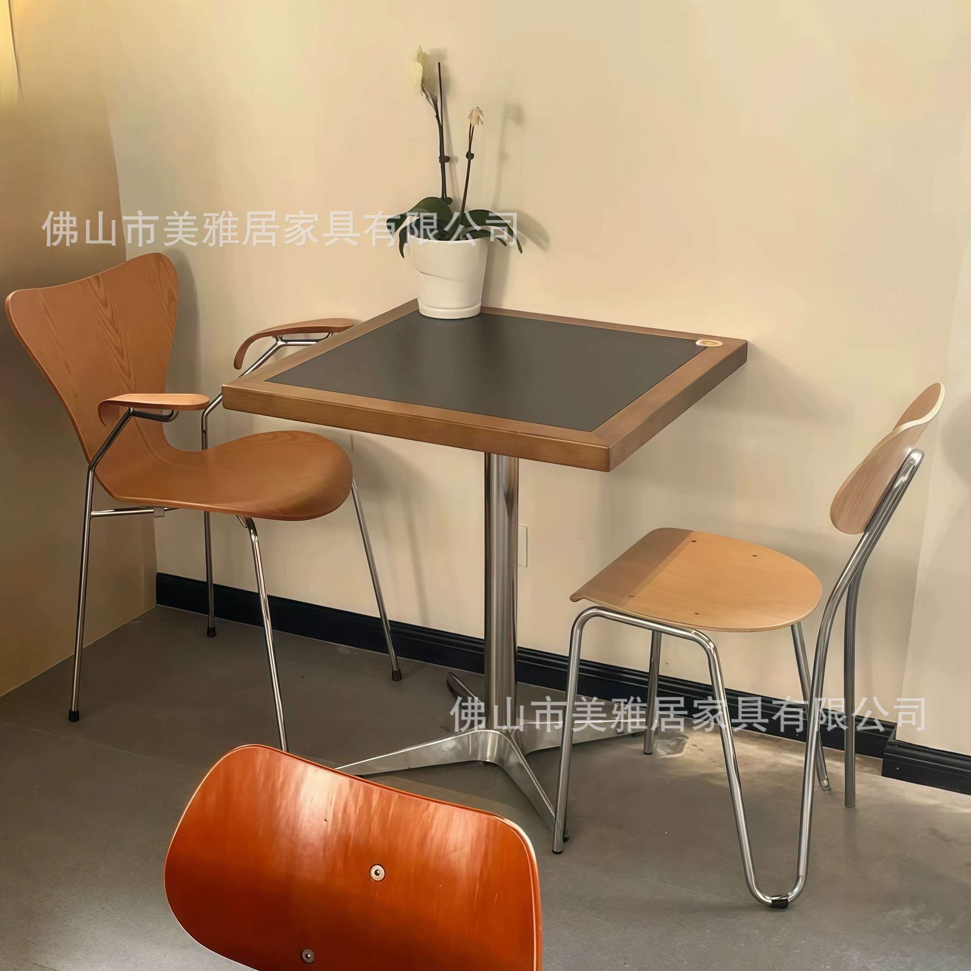 网红咖啡厅甜品店大理石桌椅组合美式复古酒馆桌椅组合小酒馆餐桌