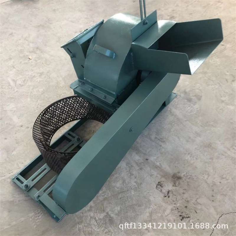 竹子边角料粉碎机 小型带轮子绿化木材粉碎机 锯末边角料破碎机