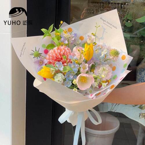 屿后波点内衬雪梨纸鲜花花束内衬包花纸花店礼品花艺包装材料