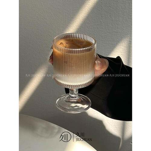 采购产品ins高look垂直条纹高脚杯，果汁杯，饮料杯，咖啡杯，冰