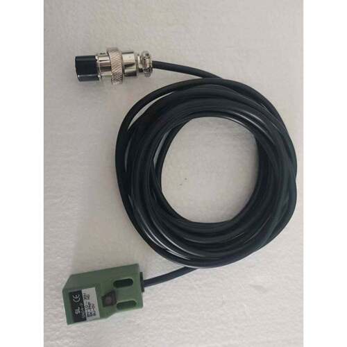 胜龙打码机配件HP241接近开关胜龙SL-241信号接近开关HP241感应器