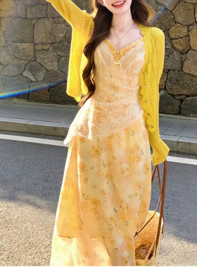 韩系氛围感黄色蕾丝吊带碎花连衣裙春夏季多巴胺明媚穿搭长裙套装