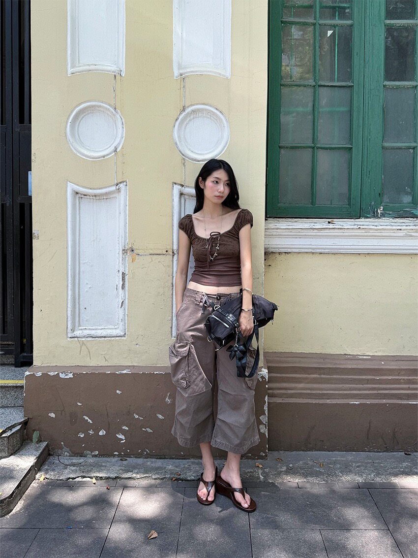 美式辣妹咖色方领系带褶皱短袖T恤女夏季小个子修身显瘦短款上衣