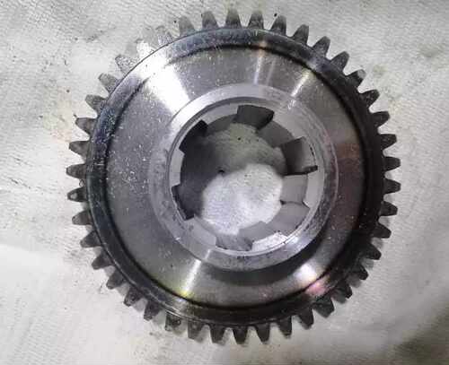 大连普车CD/CDE6140/6150主轴箱齿轮拨叉花键轴皮带轮尾座螺母Z42