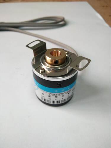 增量编码器旋转编码器ZKP3808-001G-256BZ3-5L半空轴编码器