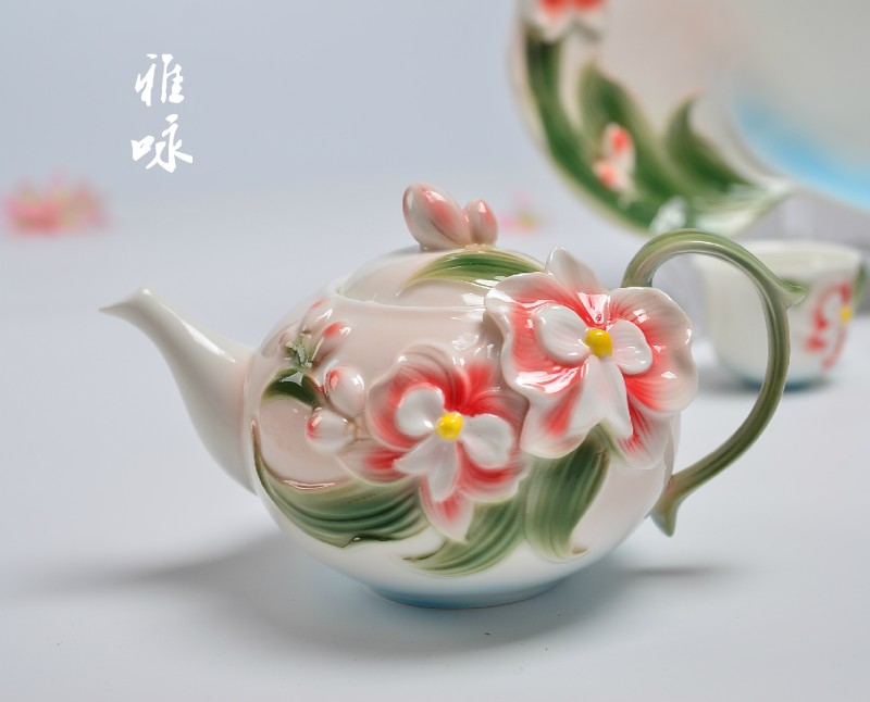 珐琅瓷蝴蝶兰花茶壶茶具结婚套装茶具婚庆礼品创意家用摆件办公