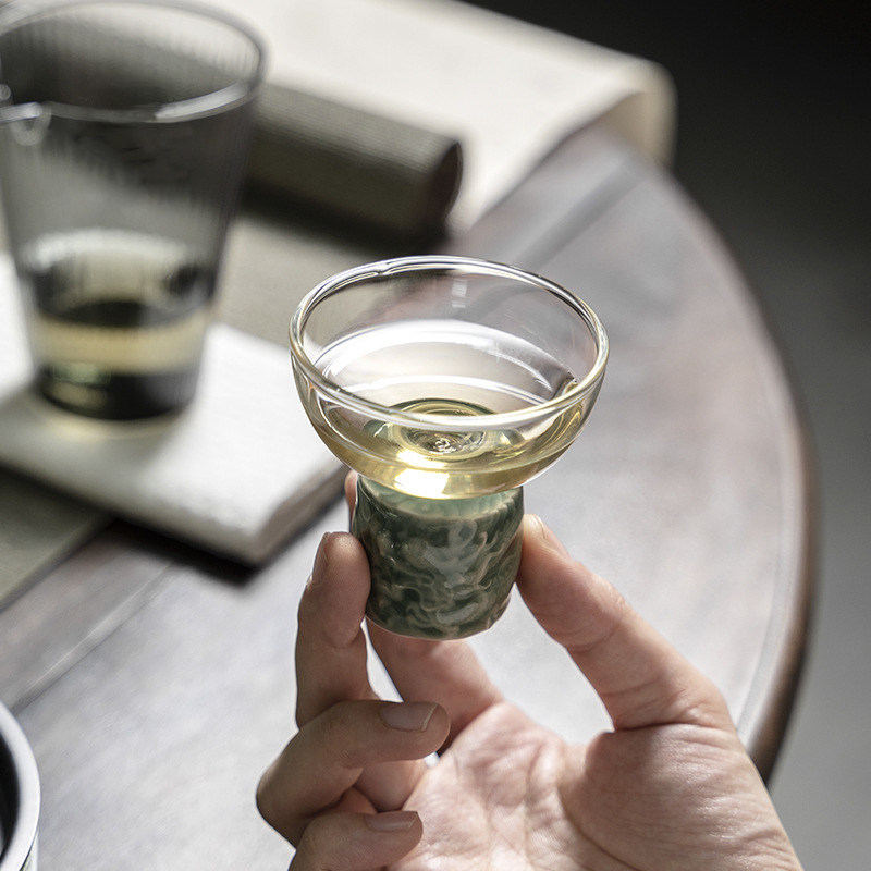越窑梅子青瓷浮雕高足主人杯功夫茶具品茗杯耐热玻璃花茶杯单杯