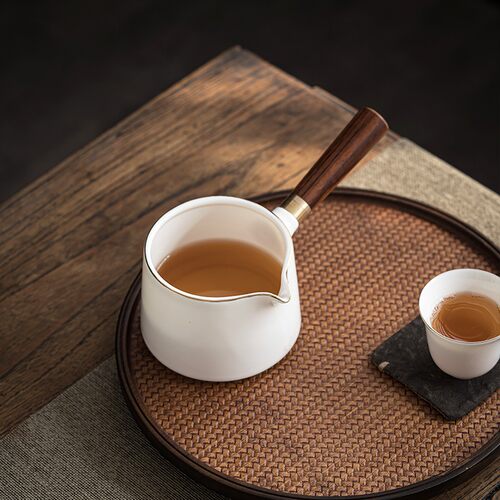 羊脂玉瓷白瓷公道杯茶海陶瓷功夫茶具配件分茶器侧把正把家用公杯