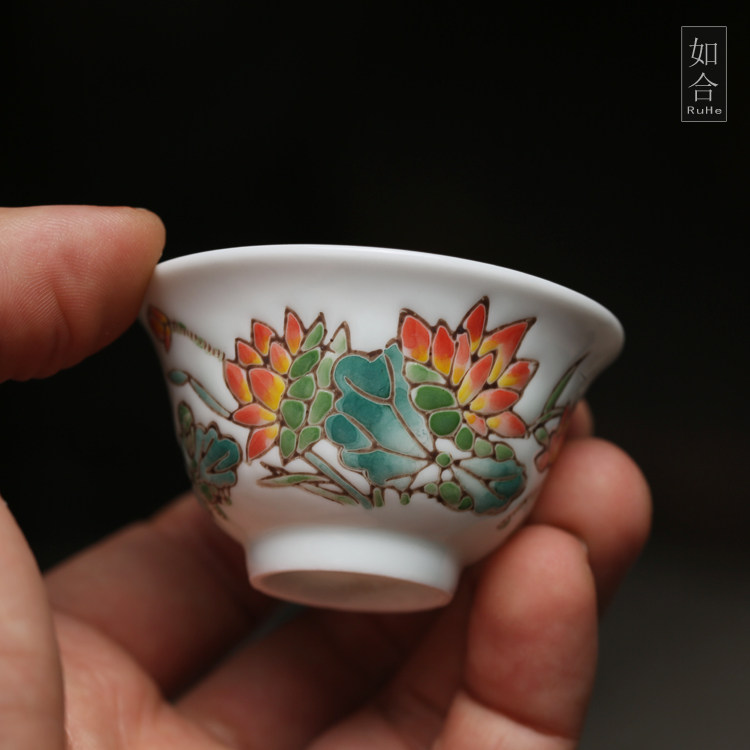 高温釉下彩粉彩纯手工绘制反口杯压手陶瓷普洱杯功夫茶盏浮雕铃铛