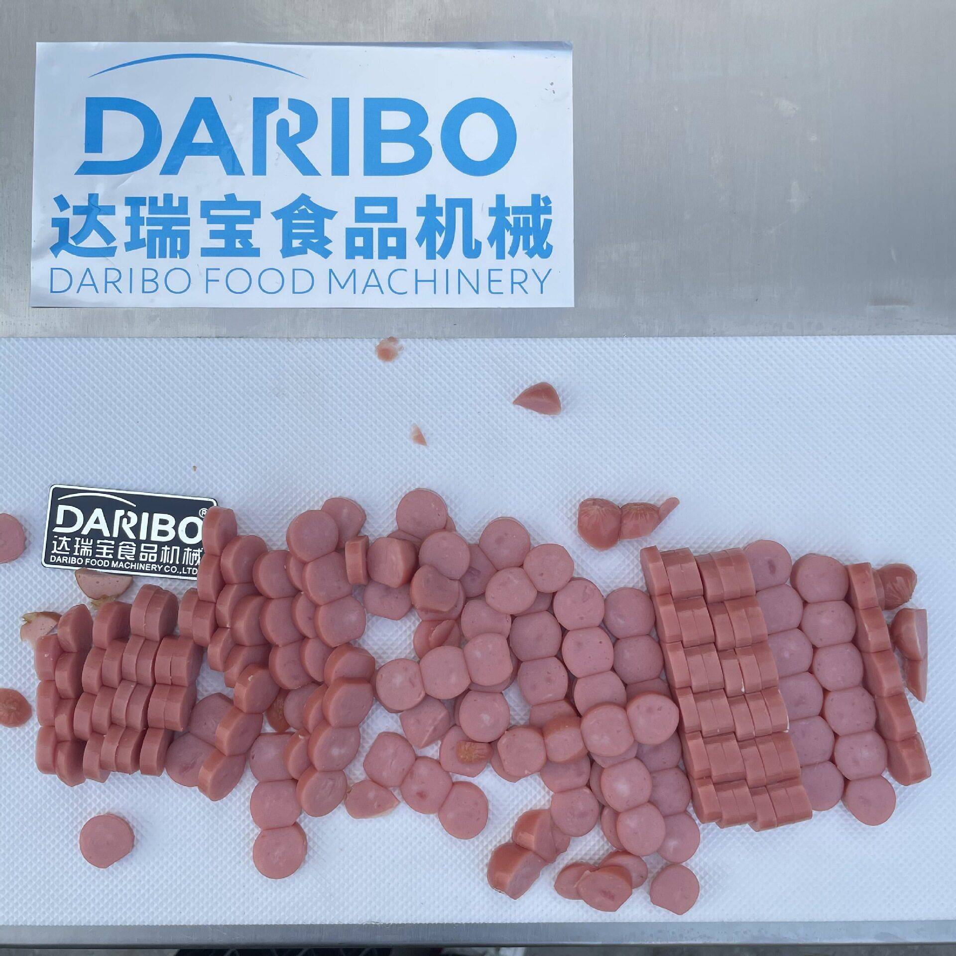 *卤煮牛腱子肉切薄片机烧鸡烤鸭切块机带鱼肠切段设备