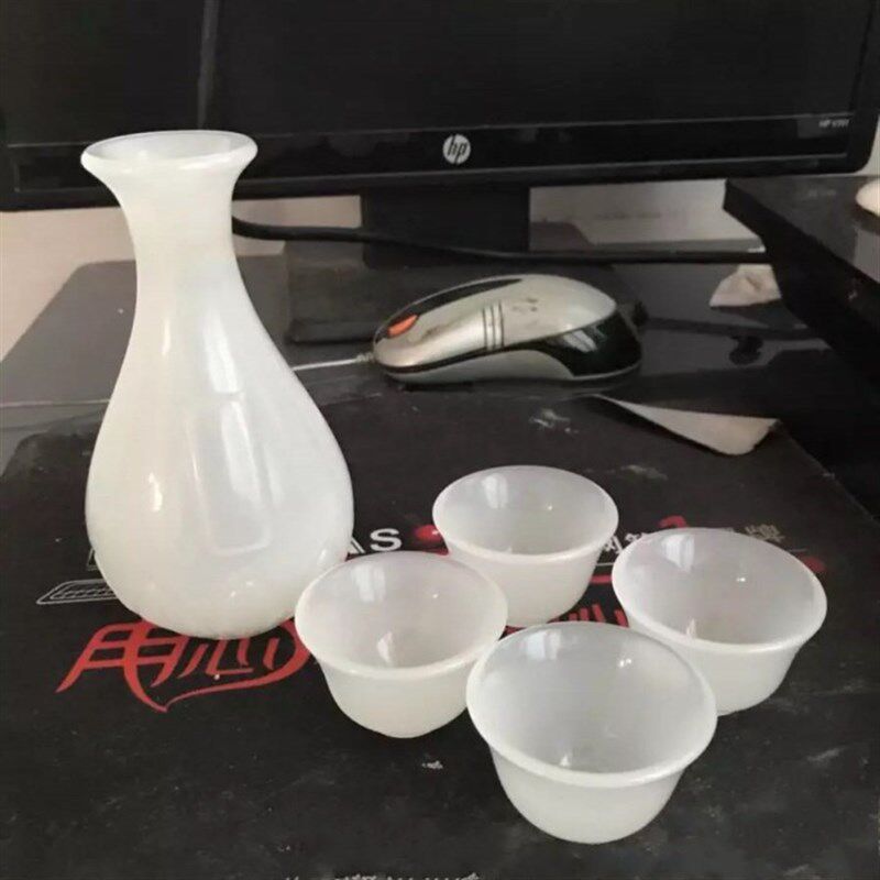 凝脂琉璃玉石酒杯瓷化白玉酒杯酒具套装杯分酒器酒壶黄酒小酒盅