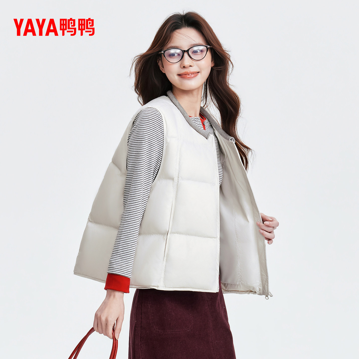 鸭鸭羽绒马甲女2026春季新款短款拼接小圆领面包服保暖百搭上衣