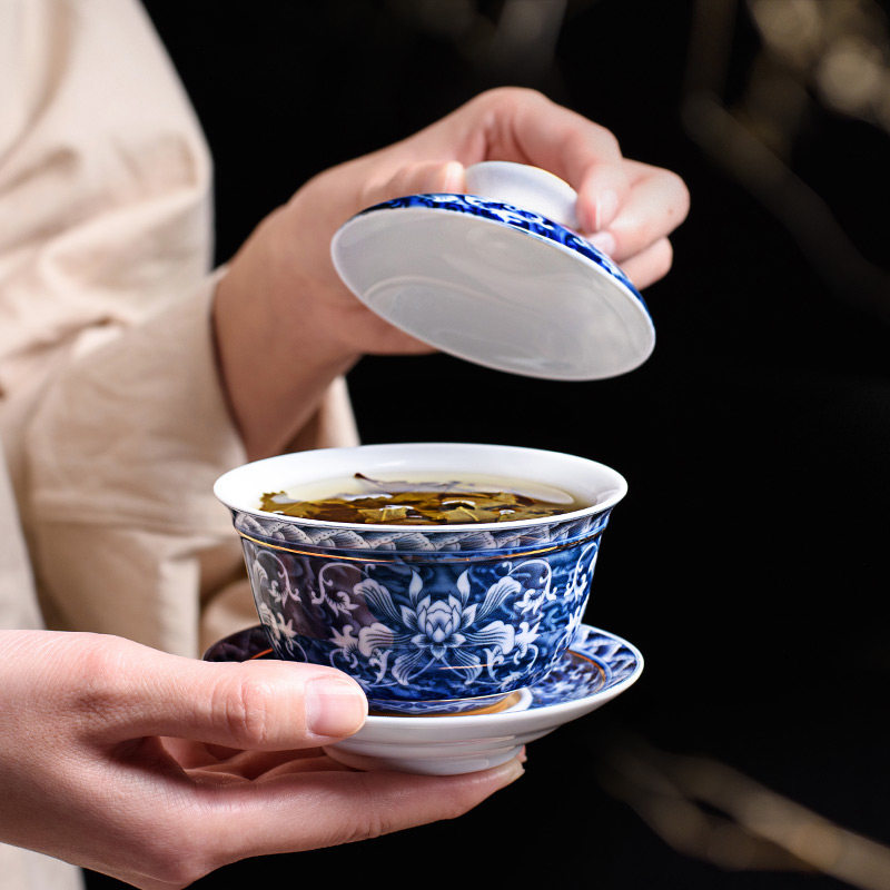 青花瓷盖碗 三才碗茶杯家用泡茶碗 大号功夫茶具陶瓷手抓壶