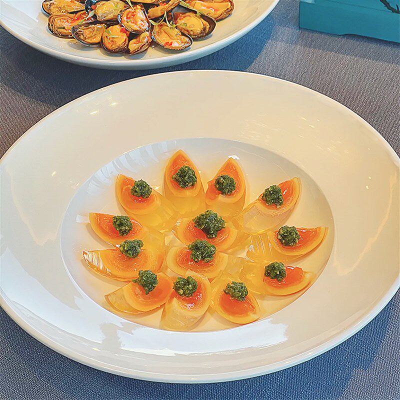 农家乐中式餐具特色炒菜热菜盘纯白陶瓷川菜湘菜馆圆形盘子小炒盘