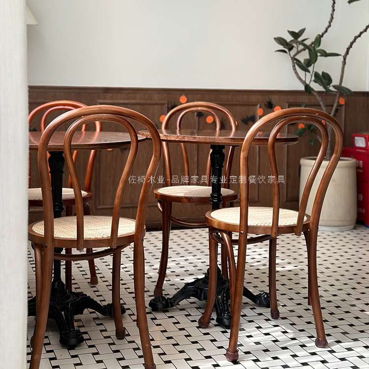 网红美式咖啡厅休闲桌椅组合实木复古风烘焙店餐椅西餐厅餐饮商用