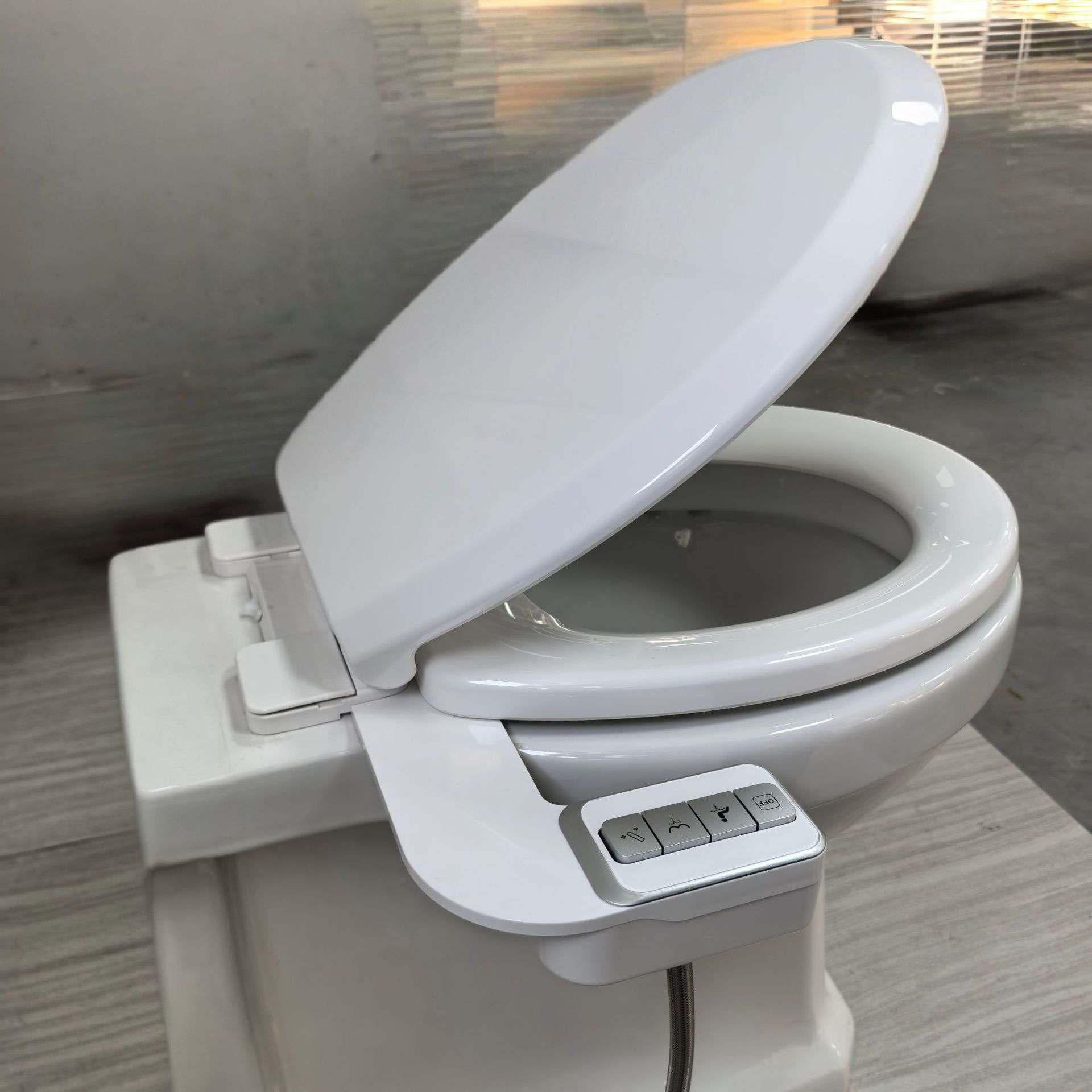新款灵活搭配组合冲洗盖板+一键快拆洗屁屁神器妇洗臀洗洁身器