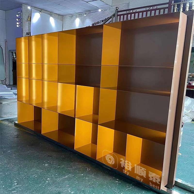 高档灯带金属装饰柜开放格酒柜客厅落地展柜黄钛金不锈钢钢板柜