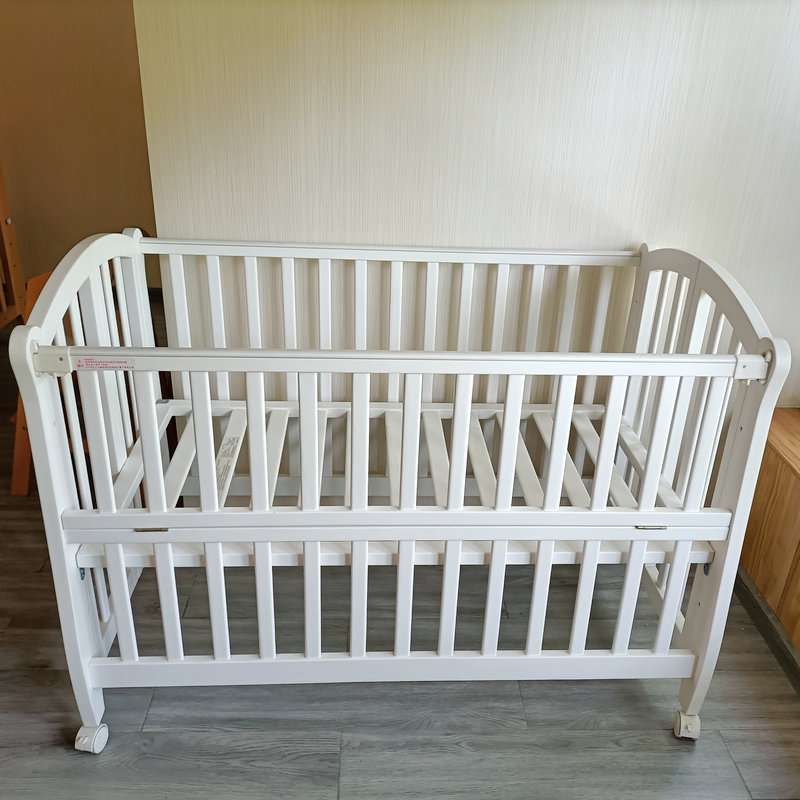 婴儿床护栏床可移动新生儿童拼接大床松木4档调节免安装婴儿床