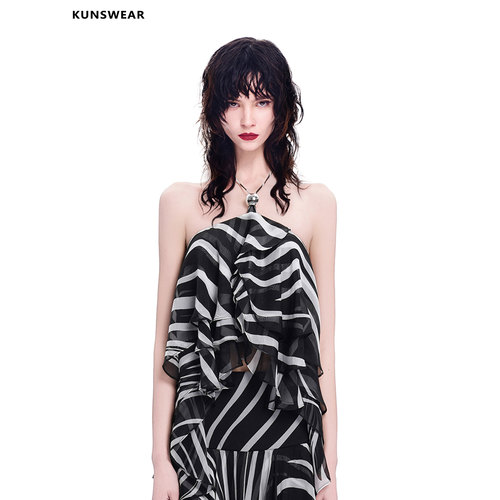 KUNSWEAR/琨丝薇尔26SU 水波斑马纹潮流荷叶边挂脖短款夏款上衣