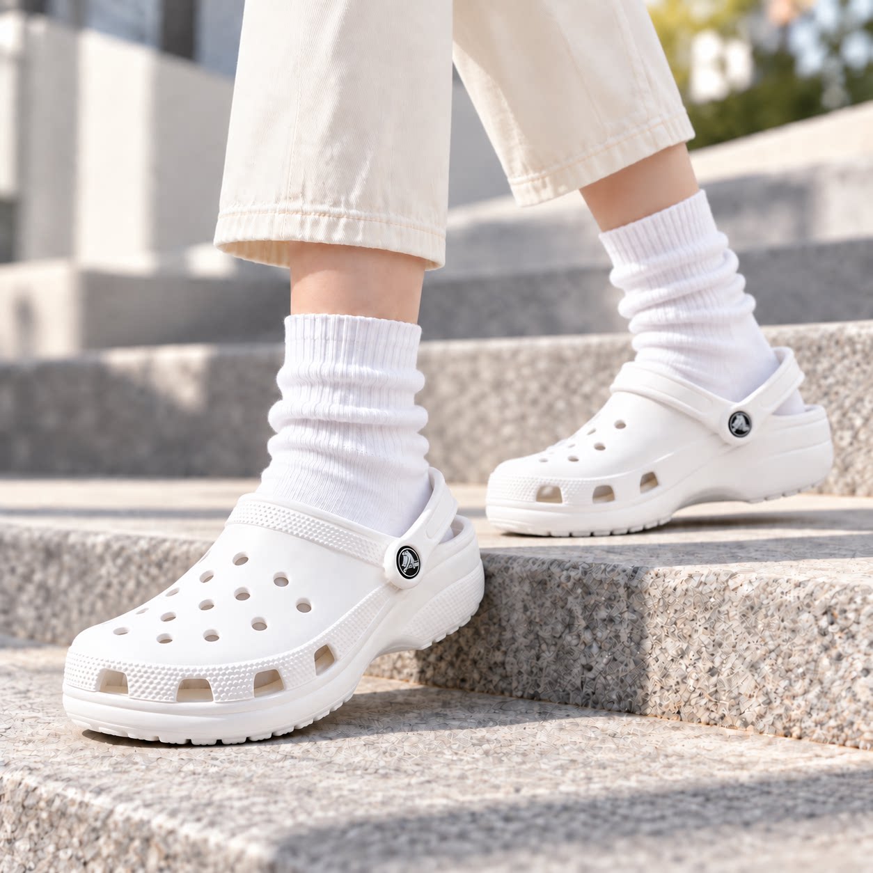 Crocs经典平底洞洞鞋男鞋女鞋 秋冬26新款透气耐磨休闲拖鞋沙滩鞋