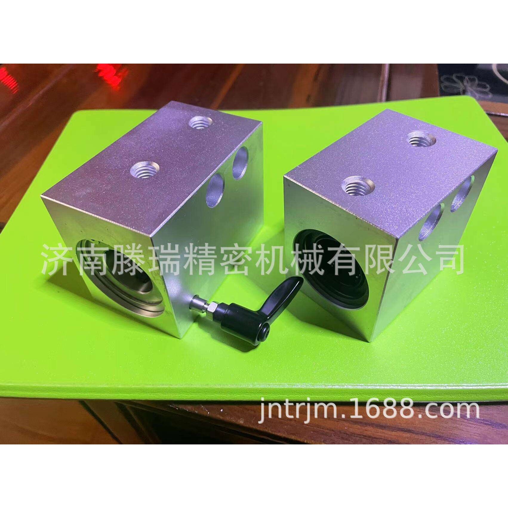 LHSSC25,LHSSC,LHSSWC,LHSLC,LHSLWC带夹紧把手直线轴承固定座