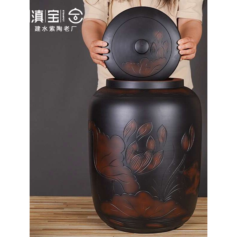 云南建水紫陶米缸陶瓷米桶手工家用防潮密封普洱存茶密封罐子