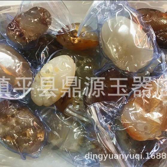 天然巴西缠丝玛瑙手把件巧雕镂空雕刻玛瑙玉髓双面瓯绣手把玩
